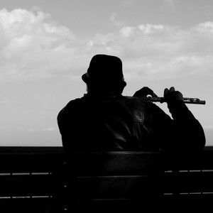 This flute soothes me