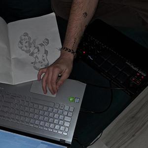 Ľudia (feat. tatya)