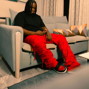 Adolf - Pull up (feat. Ish Kevin & Bulldogg) (Explicit)