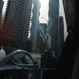 Godini na ludilo (feat. Giš)