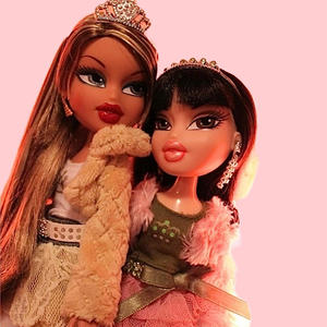 Vegas (feat. Spanish Barbii3) (Explicit)