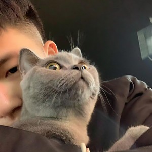 阿龙18岁生日快乐一路长虹