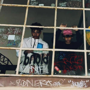 blank expressions (feat. Aavíe) (Explicit)