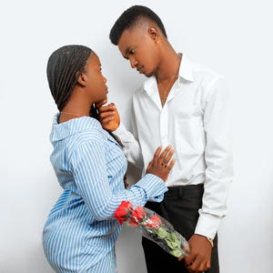 Vayb lan pa menm (Explicit)