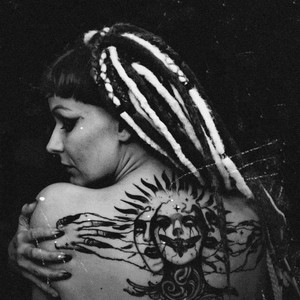 Krug(feat. Olaf Deriglasoff)