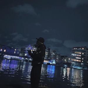 DarkLight Freestyle (feat. Slav Man) (Explicit)