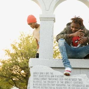 Whats In Yo Cup? (Explicit)