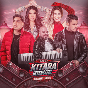 Uma em Casa Outra na Rua