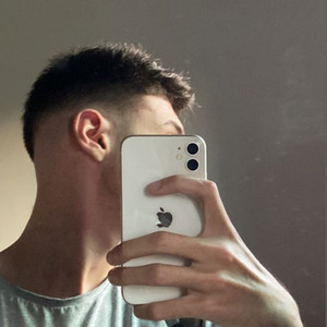 MTG - EU PASSEI DE GLOCK ELA SORRIU BEAT SÉRIE GOLD (Explicit)