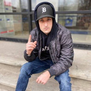 Plus haut (Explicit)