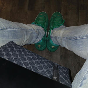 Whole lotta cash (Explicit)