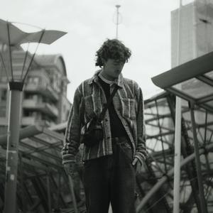 BÊTE DE FOIRE (feat. Xhiy) (Explicit)