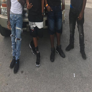 34th ave (feat. Hollidazombie) (Explicit)