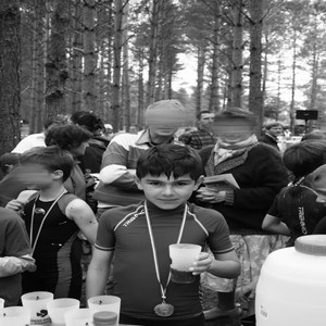 Une tente qui se déplie facilement (Explicit)