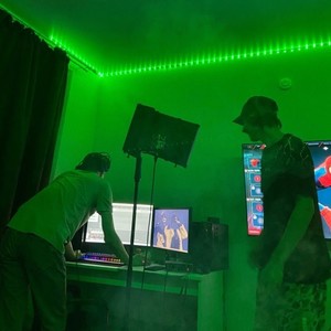 House (Prod. By manyice) (Explicit)