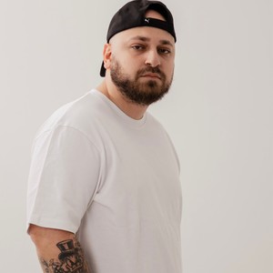 Руки до небес