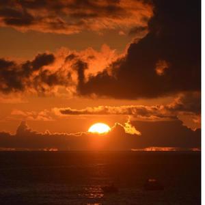 Au coucher du soleil