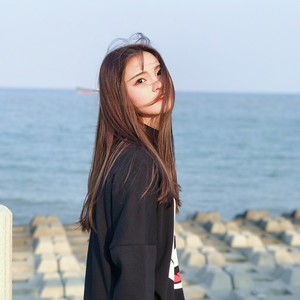 李文婕 - 爱就一个字