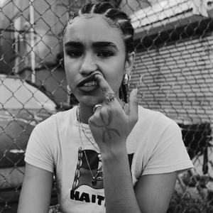 CHIP ON UR SHOULDER (feat. Rhakim Ali)