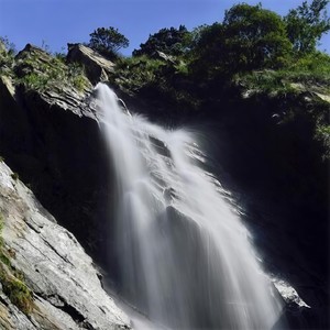 谁不恋龟峰好山水