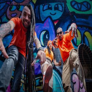 La Hija De La Vecina