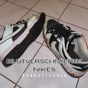 Blutverschmierte Nikes