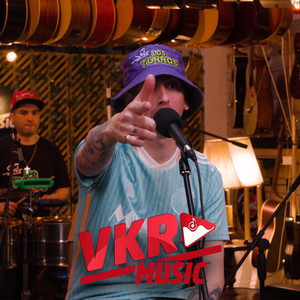 Enfermera (Acustico)