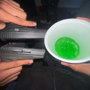 LES HOOP ft tnoshotzz &TNOJAY