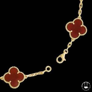 Van Cleef (Explicit)