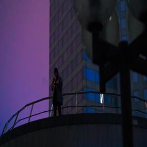 AILLEURS (Explicit)