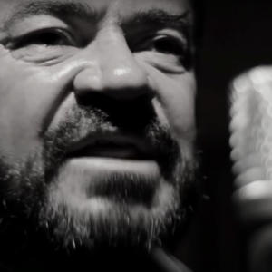 Na mi gelas (feat. Nikos Tsikritsakis)
