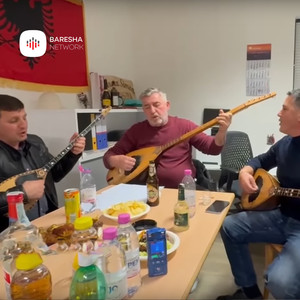 Bit e shqipes a po ndegjoni