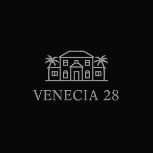 Venecia 28 (Explicit)