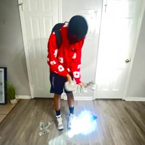 flashing lights freestyle (Explicit)