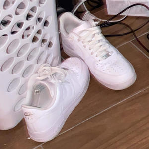 All black Cadillac (feat. Yung Donny) (Explicit)