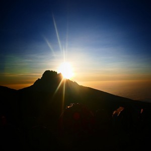 顶峰相见 (吉他弹唱版)