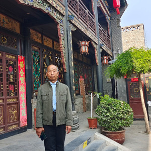 生活在向你招收：领强演唱