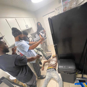 LA AUTO (123) (feat. 4UNCHO) (Explicit)