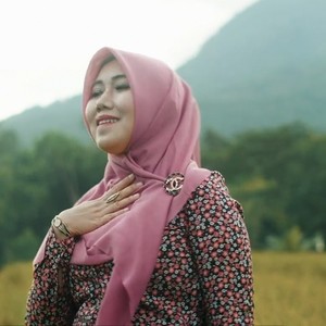 Cinta Tani