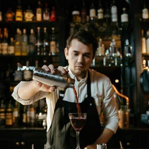 Bartender Rosh (Explicit)