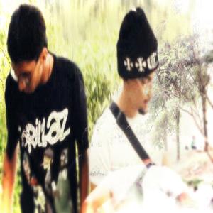 frágil (feat. sergin.io) (Explicit)