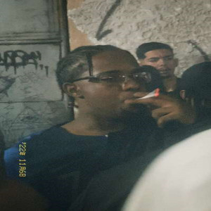 Na Sacada (Explicit)