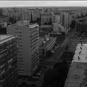 Paneláky majú oči (Explicit)