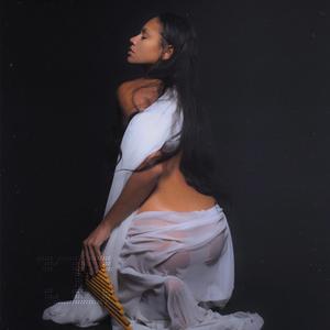 Don't Be Shy (feat. Mikano)