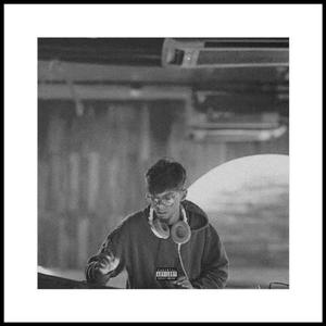 Froze (feat. Marwin Chelte) (Explicit)