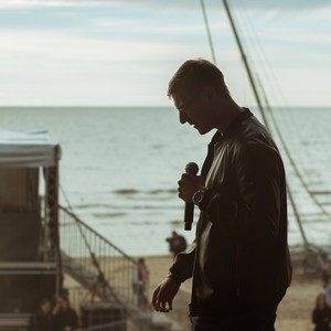 Сжирала ночь (Explicit)