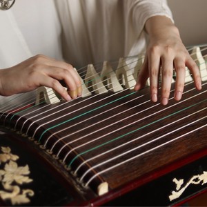 江上清风游 古筝版