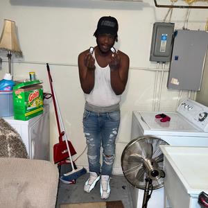 Free No Savage (M-Loc Interlude) (Explicit)