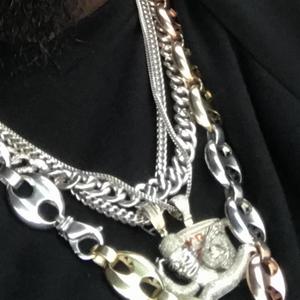 Hater motivation (feat. McKinleyAve) (Explicit)