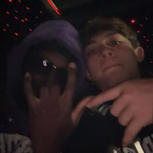 Resist (feat. Slump Dotty) (Explicit)